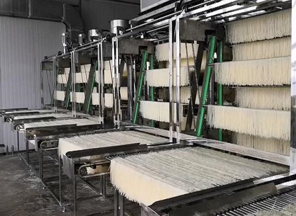 乐鱼官网登录_乐鱼(中国)制品管在机械构造中的应用——米粉挂晾机